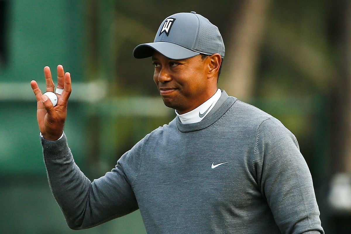 Tiger Woods quay trở lại tập luyện sau thời gian chấn thương do tai nạn