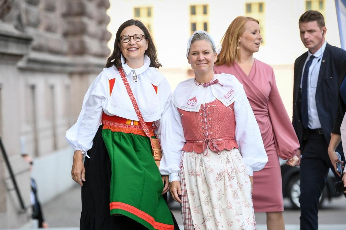 Ý nghĩa của phong cách thời trang nữ thủ tướng từ chức Magdalena Andersson
